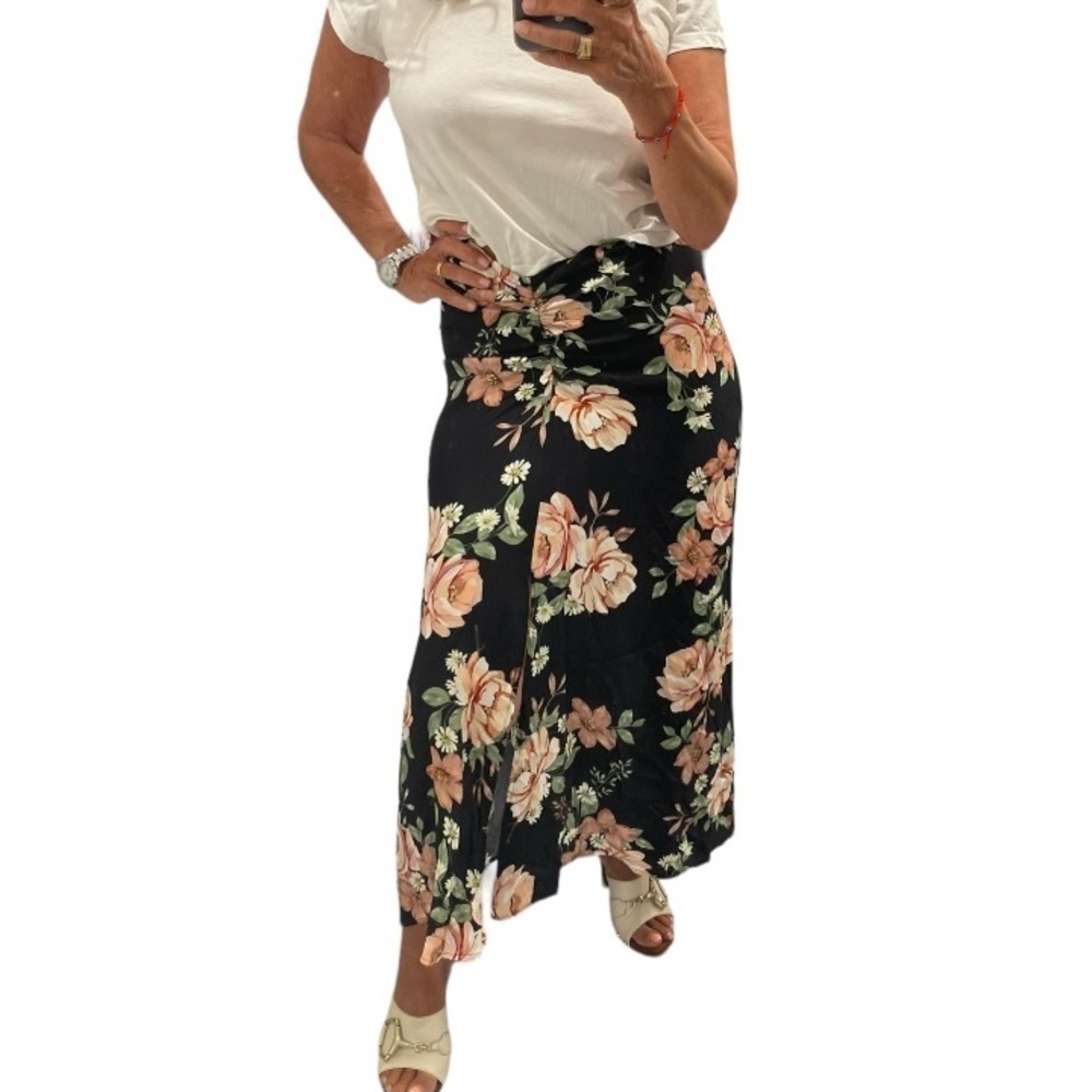 Yumi Kim Black Floral Midi Skirt.Size S